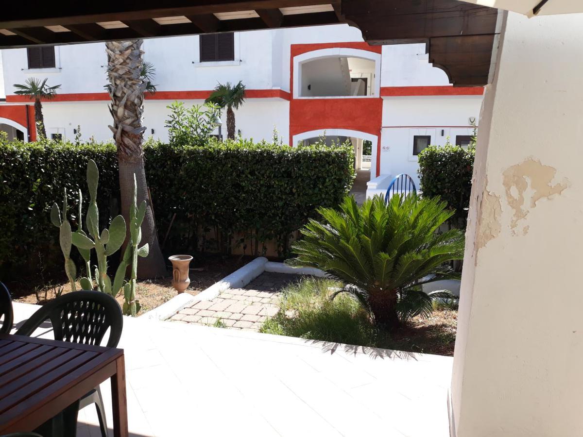 Villa In Villaggio Porto Cesareo Luaran gambar