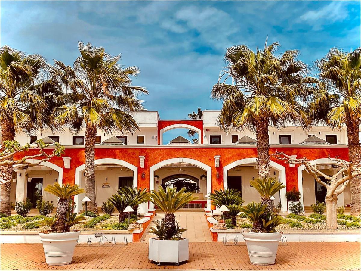Villa In Villaggio Porto Cesareo Luaran gambar