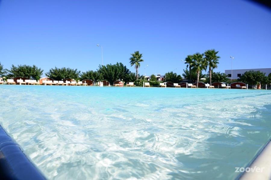 Villa In Villaggio Porto Cesareo Luaran gambar